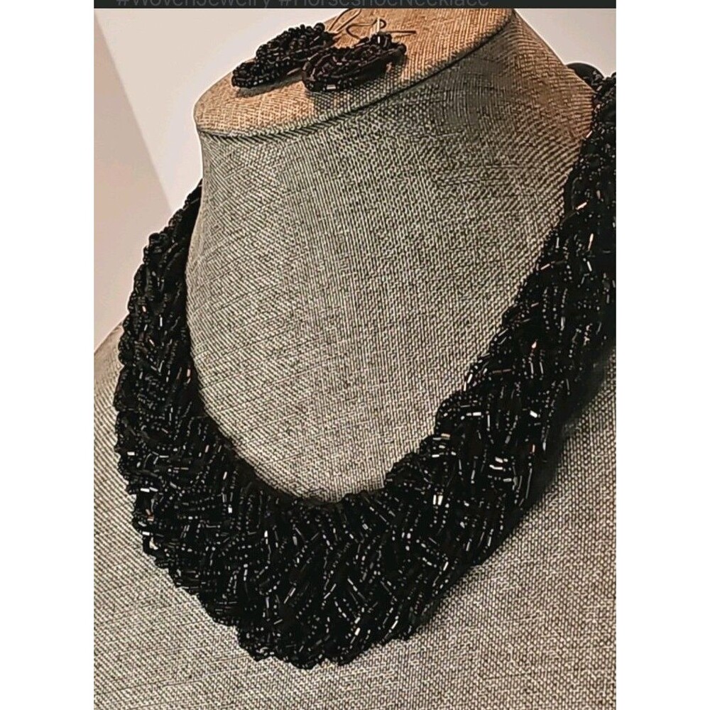 Vintage Art Deco Black Seed Bead Woven Chunky Bib Necklace & Earring Set - Picture 2 of 7